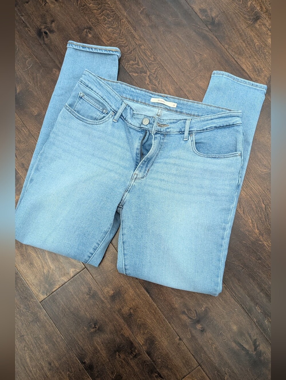Levi's Size 31 Jeans 711 Skinny